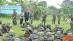 Citizen6, Surabaya: Tiga bulan pertama atau tahap satu, lanjutnya, akan menjadi tahapan yang paling melelahkan, karena pada tahap ini calon prajurit akan digenjot ketahanan fisik dan mentalnya. (Pengirim: Penkobangdikal)
