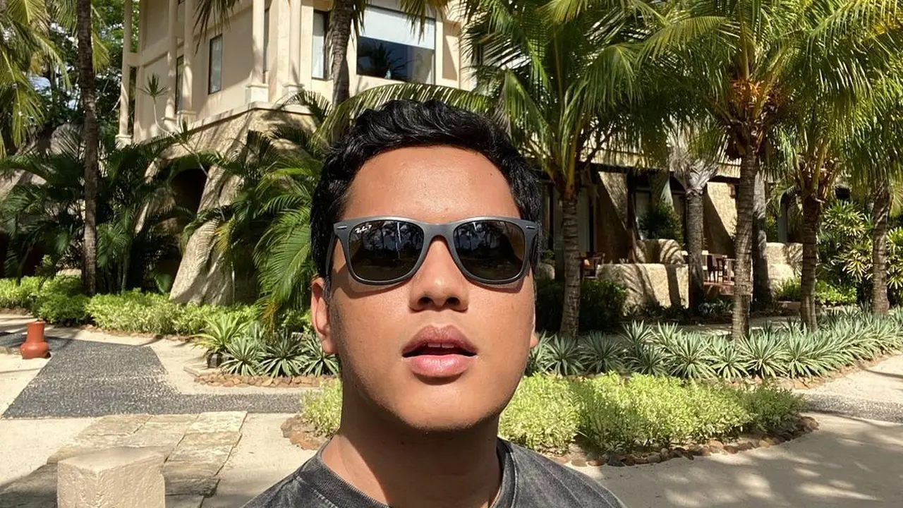 Arief Muhammad.