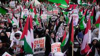 Aksi Bela Palestina tersebut tergabung dari jutaan pejuang kemanusiaan Hari Aksi Global untuk Gaza. (AP Photo/Dita Alangkara)