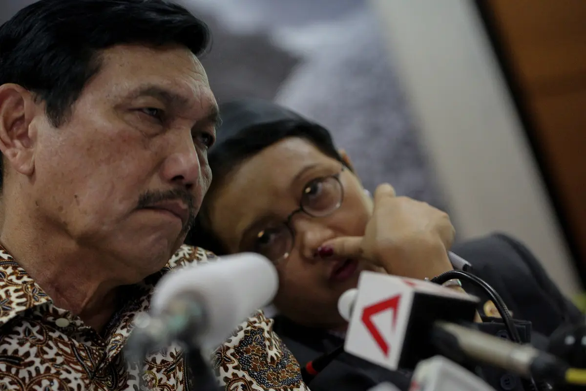 20151012-El Nino Bikin Menko Luhut Pusing Atasi Kebakaran Hutan-Jakarta