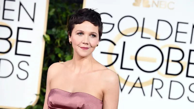 Dicap Terlalu Tua, Maggie Gyllenhaal Gagal Kencani Pria 55 Tahun