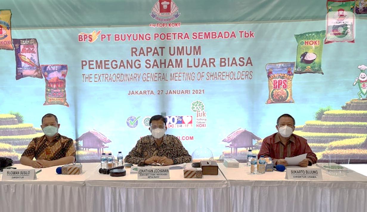 PT Buyung Poetra Sembada, emiten produsen beras berkualitas merek Topi Koki dan HOKI telah mendapat restu dari para pemegang saham untuk melakukan perubahan nilai nominal saham (stock split) dengan rasio 1:4 untuk meningkatkan likuiditas saham dan menunggu persetujuan BEI. (Liputan6.com/Pool)