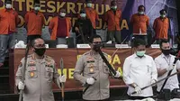 Banner Infografis John Kei dan Sepak Terjang Kelompoknya. (Liputan6.com/Johan Tallo)