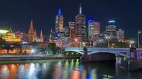 Melbourne, sebuah kota yang sangat metropolis. Di balik dinamisnya kota tersebut tempat dan ruang-ruang yang bisa dinikmati bersama keluarga
