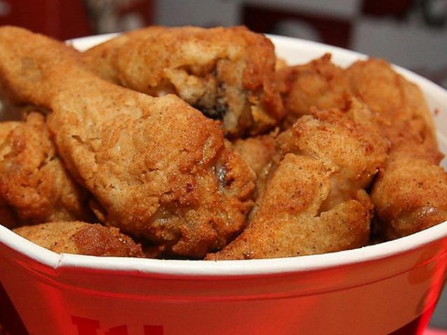 Kini Beli Ayam Goreng Di Kfc Bisa Pakai Bitcoin Tekno Liputan6 Com