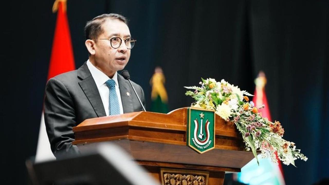 Menteri Kebudayaan Ajak Kaum Muda Jaga Identitas Budaya Indonesia di Era Modern