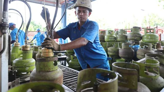 Operasi pasar gas LPG 3 Kg Pertamina
