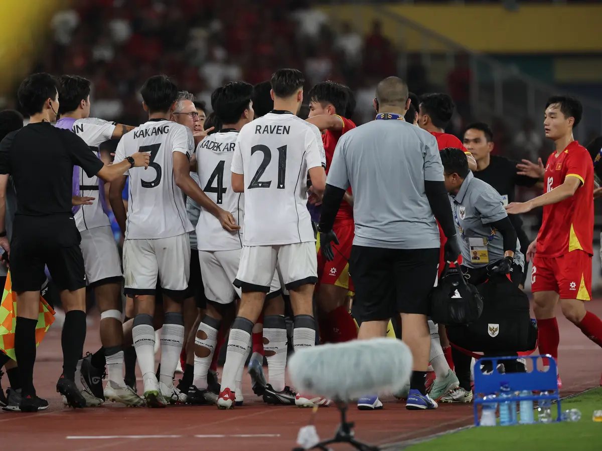 Asisten Pelatih Timnas Indonesia U-23 Diganjar Kartu Merah di Final Piala  AFF U-23 2025, Begini Kronologinya - Bola Liputan6.com