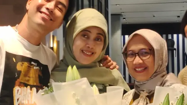 Potret Kedekatan Vidi Aldiano Bersama Mertua/instagram @lindamelinda19