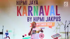 Ketua Umum Himpunan Pengusaha Muda Indonesia Jakarta Raya (HIPMI JAYA), Afifuddin Kalla memberikan sambutan dalam rangkaian acara Hipmi Jaya Karnaval di Jakarta, Minggu (16/12). (Liputan6.com/Immanuel Antonius)