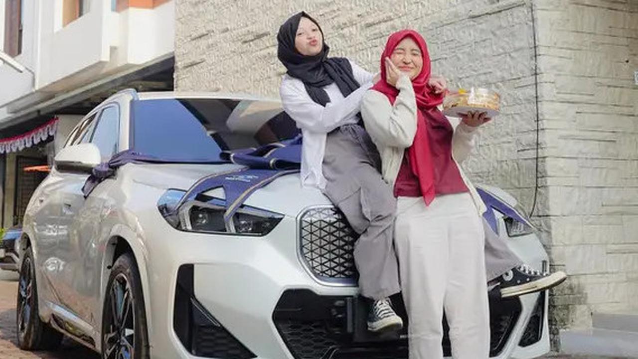 Sumber Kekayaan Arafah Rianti, Komika yang Dilabrak Tetangga Diduga Gegara Miliki 3 Mobil