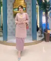 Jelang penutupan Ramadan, Hesti Purwadinata tak melewatkan agenda buka puasa bersama bareng para timnya. [@hestipurwadinata]