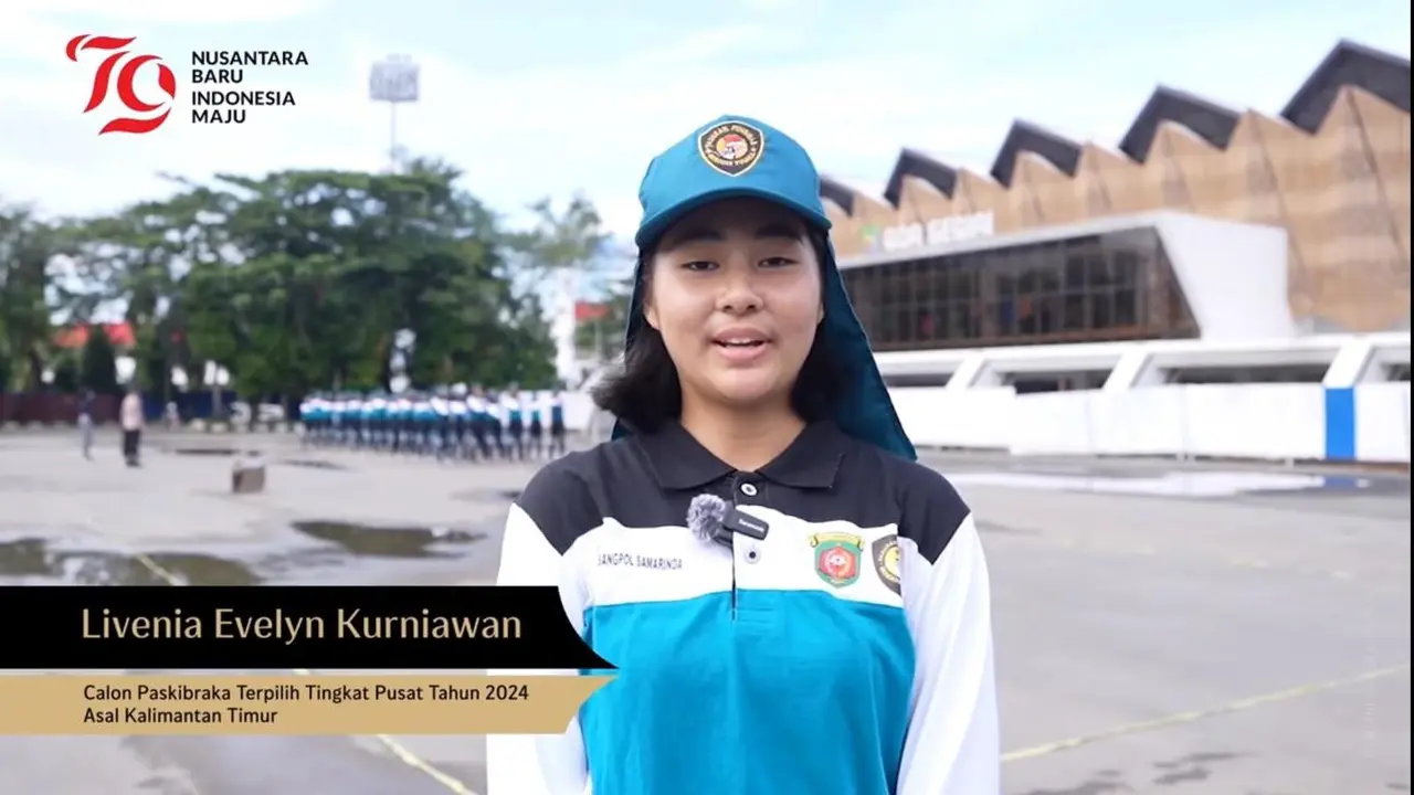 Livenia Evelyn Kurniawan yang merupakan Paskibraka perwakilan Provinsi Kalimantan Timur, terpilih sebagai pembawa bendera Merah Putih. Saat ini, ia tercatat sebagai pelajar dari SMA Katolik Santo Pransiskus.