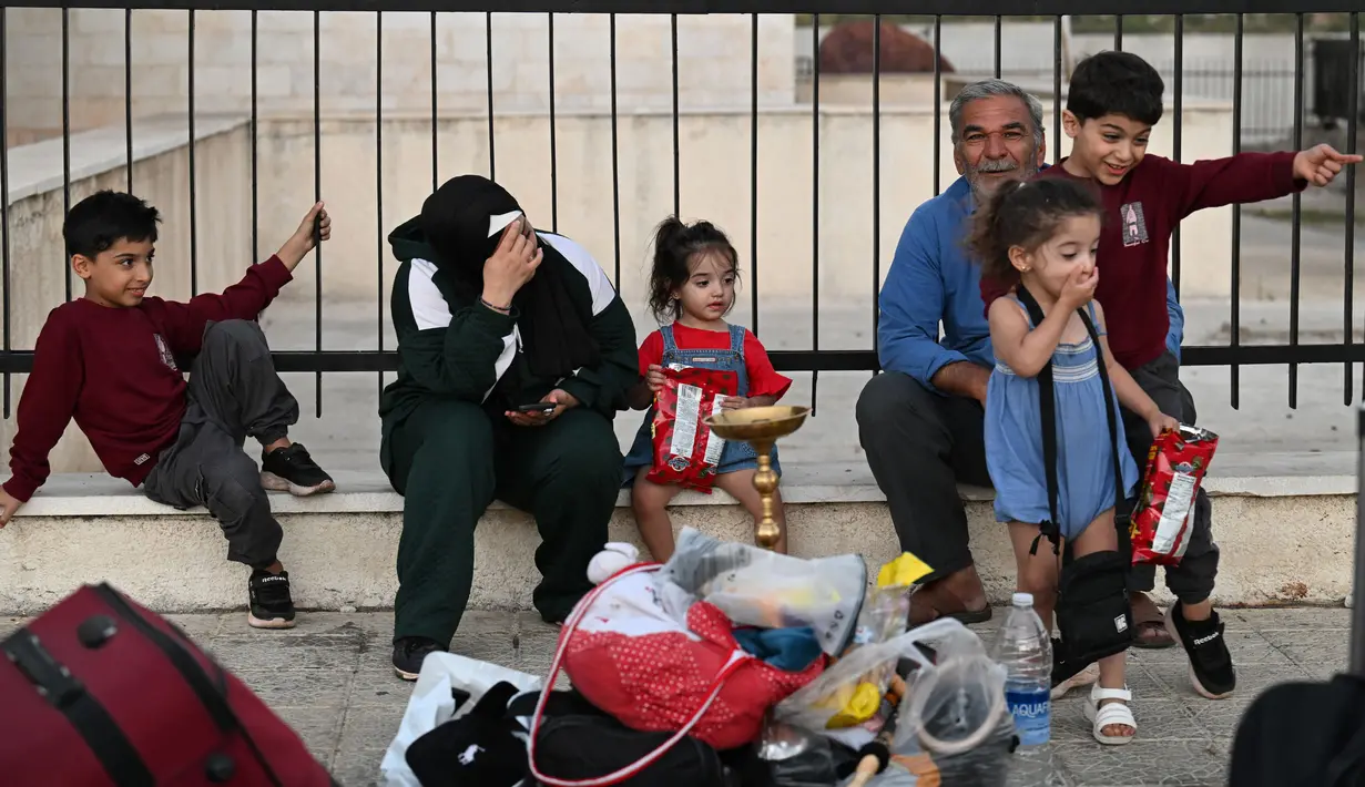 Serangan Israel di Lebanon pada hari Senin (23/9/2024) telah menewaskan sedikitnya 558 orang. (LOUAI BESHARA/AFP)