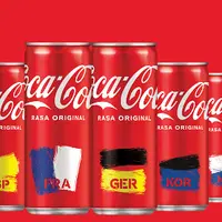 Coca Cola menghadirkan kemasan khusus untuk ajak penggemar sepak bola lebih dekat dengan Piala Dunia FIFA 2022 (instagram/cocacola_id)
