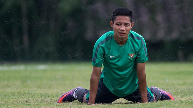 Evan Dimas