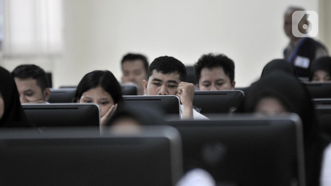 Ragam Ekspresi Para Peserta Tes CPNS