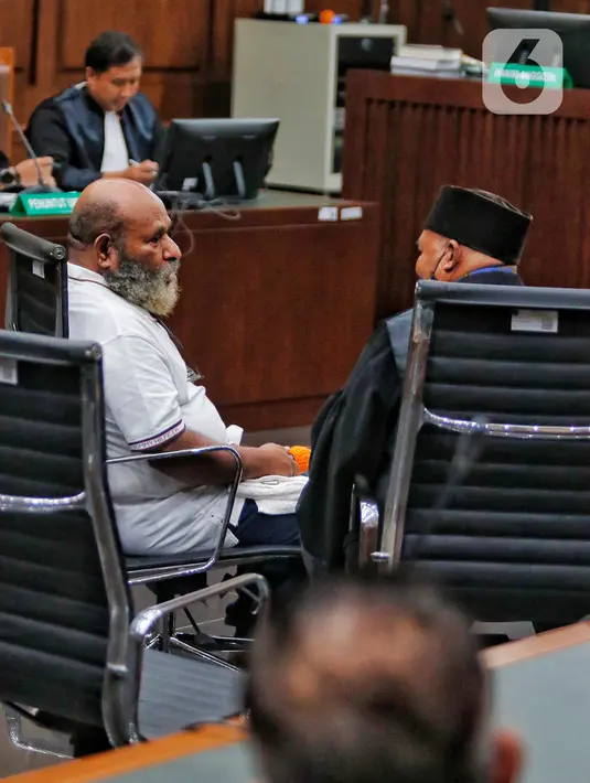 Lebih lanjut, Hakim Rianto mengatakan surat dakwan yang diberikan oleh Jaksa Penuntut Umum (JPU) telah lengkap. (Liputan6.com/Angga Yuniar)