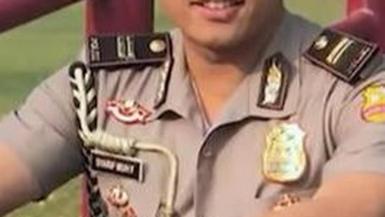 Unggahan Kompol Syarif ini sontak mencuri perhatian masyarakat luas. Berbagai komentar pun membanjiri unggahan tersebut. <br>