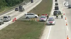 Padatnya arus balik di tol Cipali membuat polisi memberlakukan sistem Kontraflow