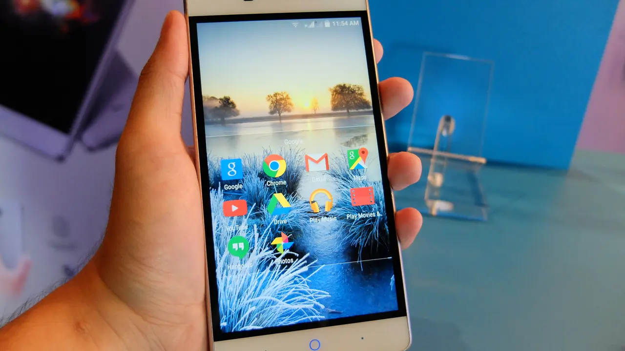 ZTE Blade A711