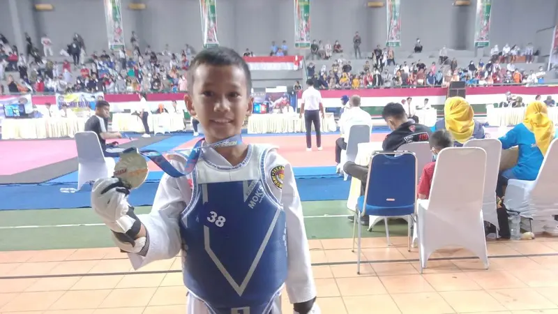 Bocah 10 Tahun di Palembang Kantongi Puluhan Medali Kejuaraan Taekwondo