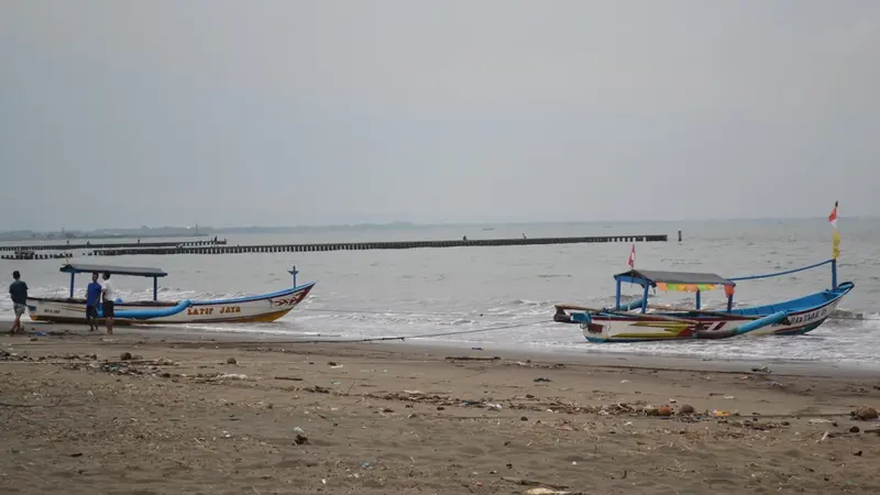 Pesisir pantai Cilacap rawan bencana tsunami. (Foto: Liputan6.com/Muhamad Ridlo)