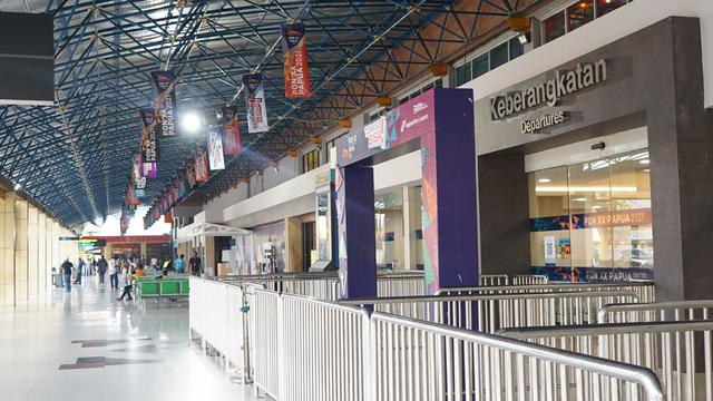 Angkasa Pura I terus melakukan pembenahan Bandara Sentani Jayapura untuk mendukung kesuksesan penyelenggaraan PON XX. (Dok AP I)