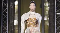 Egalitarian, Koleksi JYK x Batik Durian Lubuklinggau Mejeng di Panggung Mode Milan (dok. Irma Piccitto)