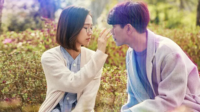 Yoon Hyun Min dan Ko Sung Hee dalam My Holo Love (Netflix)