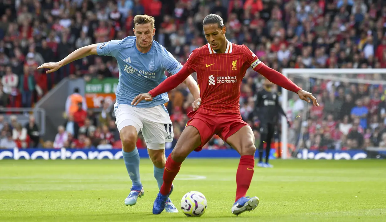 Liverpool harus mengakui keunggulan Nottingham Forest pada pekan keempat Liga Inggris 2024/2025, Sabtu (14/9/2024) malam WIB. Bertanding di Anfield, The Reds dipaksa menyerah dengan skor 0-1. (AP Photo/Rui Vieira)