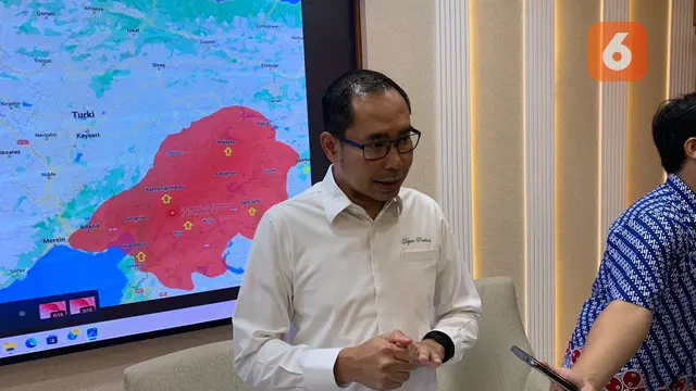 Direktur Pelindungan WNI dan BHI, Judha Nugraha dalam press briefing bersama media pada Jumat (10/2/2023). (Dok: Liputan6/Benedikta Miranti)