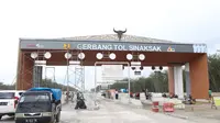 Gerbang Tol Sinaksak