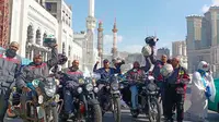 Kelompok biker Cross Route Club dari Pakistan. Foto milik peserta biker Jehangir Khan yang disebar oleh Cross Route Club di Facebook.