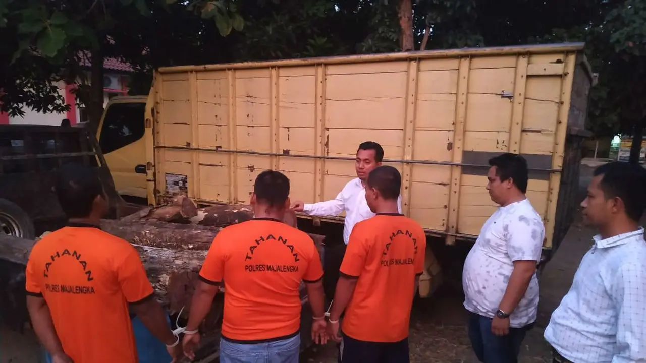 Aktivitas Pembalakan Liar Masih Marak di Majalengka