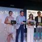 Peluncuran Galaxy Tab S3 with S Pen oleh IT & Mobile Product Marketing Head Samsung Electronics Indonesia Denny Galant dan IT & Mobile Marketing Director Samsung Electronics Indonesia Vebbyna Kaunang di Jakarta. Liputan6.com/ Agustin Setyo Wardani