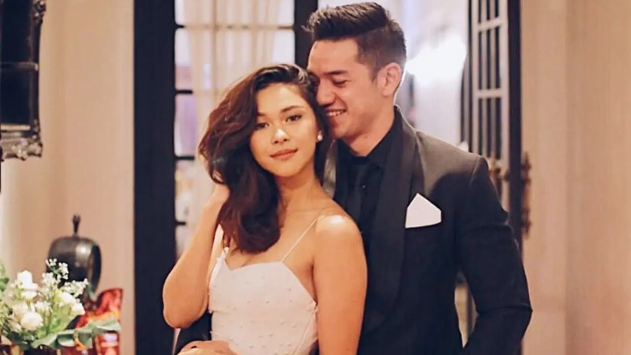 [Bintang] Nana Mirdad dan Andrew White