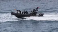 Aksi Kejar-kejaran Satu Jam, TNI AL Amankan 6 PMI Ilegal Tujuan Malaysia