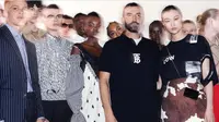 Intip koleksi terbaru rancangan Riccardo Tisci untuk Burberry di London Fashion Week 2019