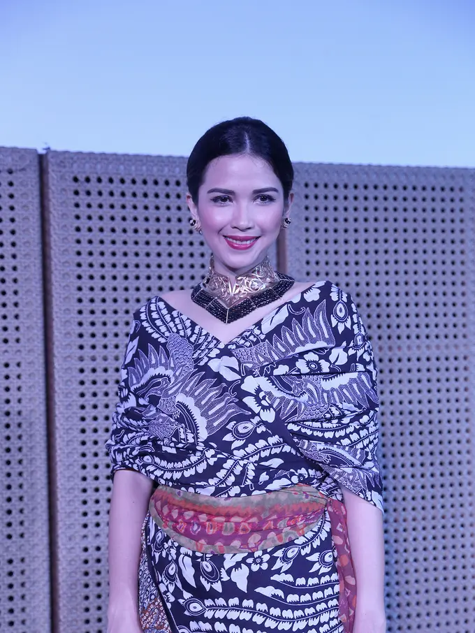 [Bintang] Dinda Kanya Dewi