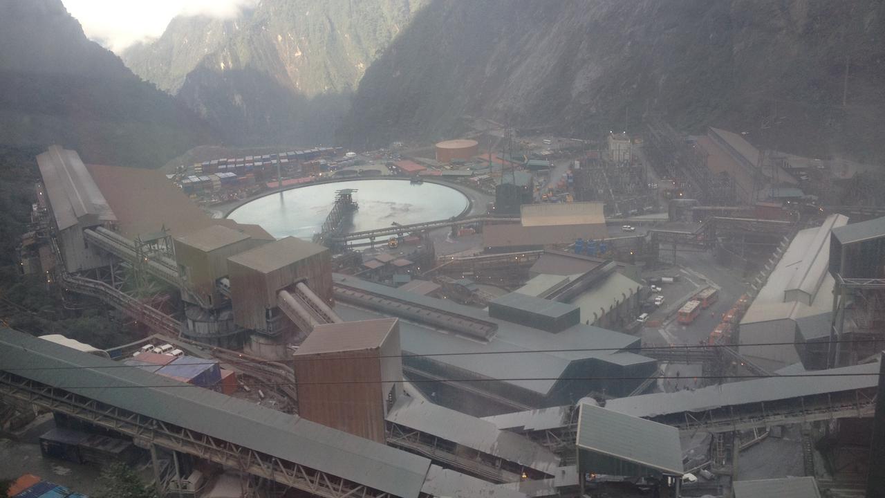 Dukung Perpanjangan Kontrak, Gubernur Papua Datangi Freeport