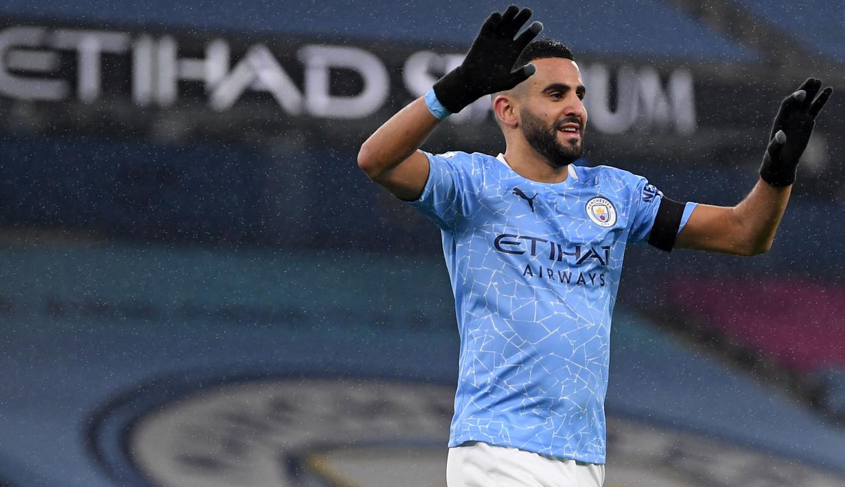 Riyad Mahrez adalah salah satu pemain kunci Manchester City dalam meraih gelar Liga Inggris musim lalu. Pemain berkebangsaan Ajazair ini juga berjasa bawa The Citizen ke partai puncak Liga Champions walapun harus ditundukkan Chelsea. (Foto: AFP/Pool/Michael Regan)