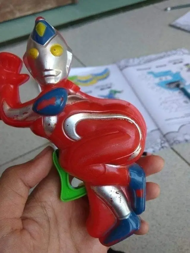 7 Desain Mainan Anak Ini Bentuknya Aneh Banget