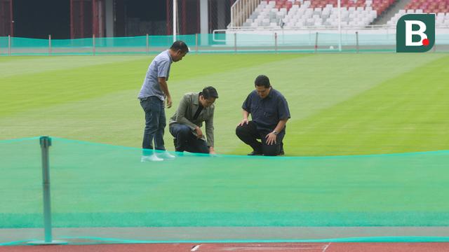 Ketua umum PSSI, Erick Thohir melakukan peninjauan langsung ke Stadion Utama Gelora Bung Karno