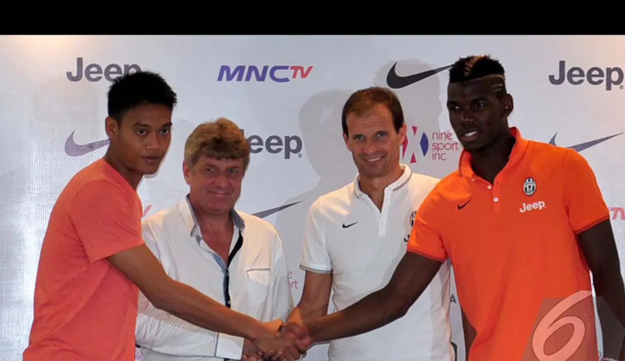 Pogba berjanji akan memberikan tontonan terbaik saat berlaga melawan Tim Indonesia, Jakarta, Selasa (5/8/2014) (Liputan6.com/Johan Tallo)