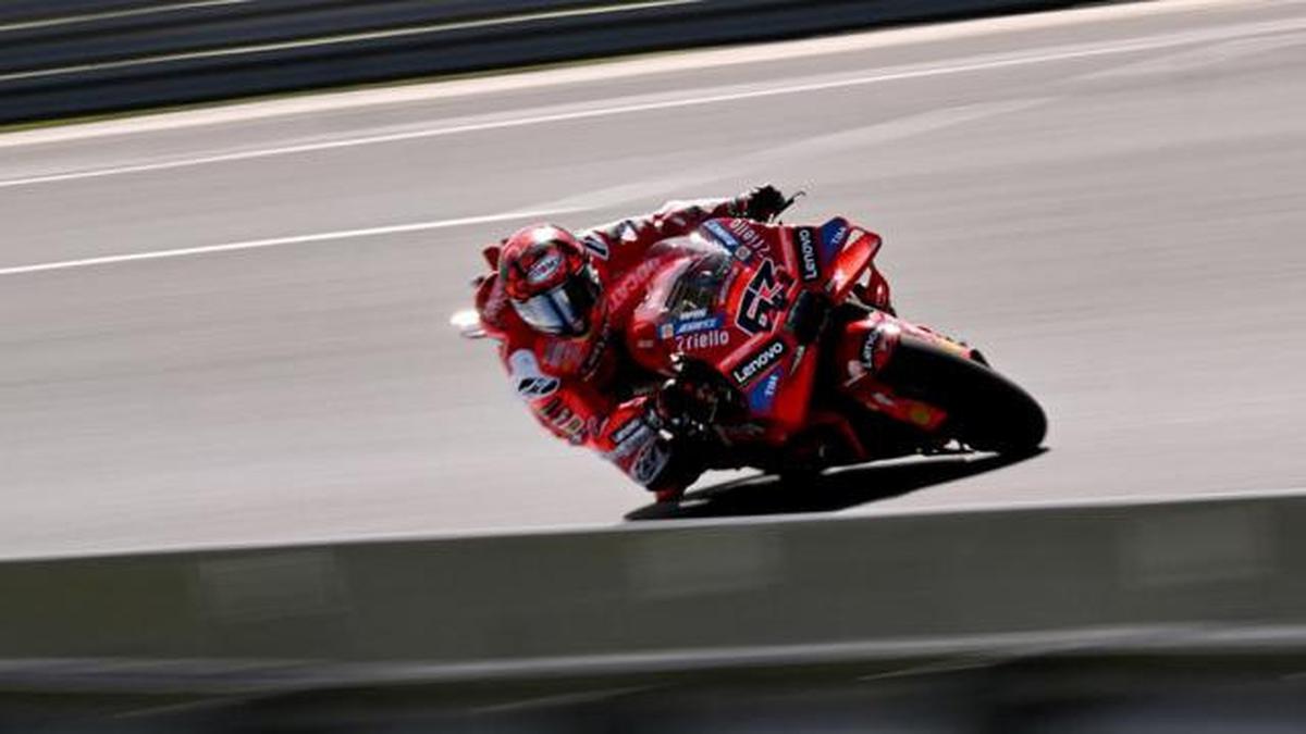 Hasil MotoGP Malaysia 2025: Francesco Bagnaia Juara Sprint Race, Alex Marquez Finis Kedua