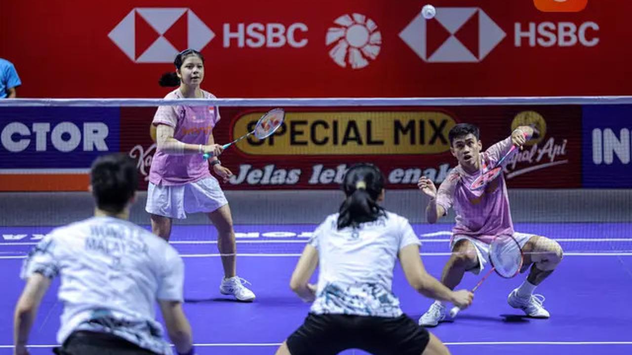 Foto: Debut Manis Felisha dan Jafar di Indonesia Open 2025, Menang Dua Gim Langsung