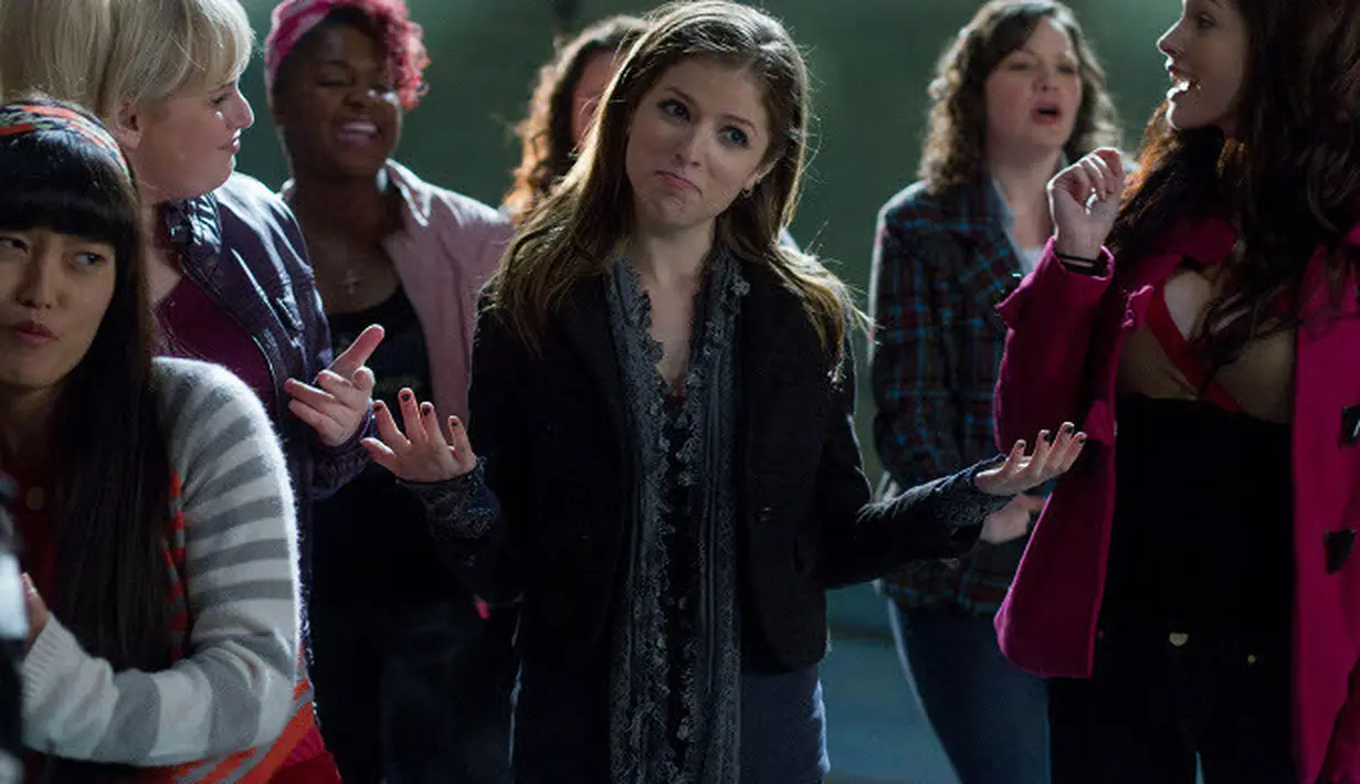 Ramaikan saja Valentinemu yang sendiri dengan bernyanyi bersama The Barden Bellas di Pitch Perfect, yuk! (indiewire)