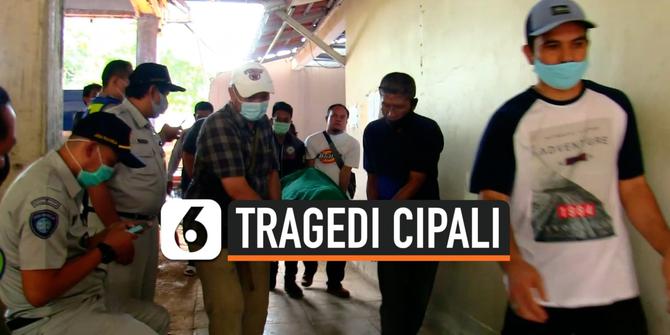 VIDEO: Duka Keluarga di Ruang Jenazah Korban Kecelakaan Maut Tol Cipali