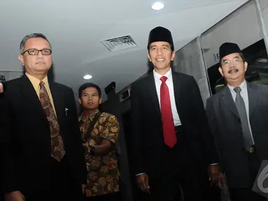 Presiden terpilih Joko Widodo (Jokowi) kembali bertugas sebagai gubernur DKI Jakarta (Liputan6.com/Herman Zakharia)